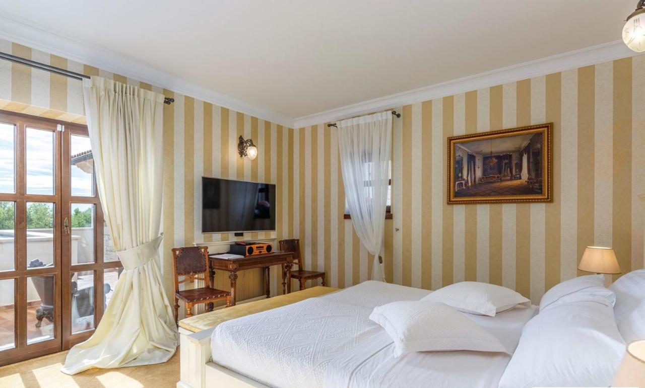 Villa Carolus-Luxurious Istrian Villa Barat  Eksteriør billede