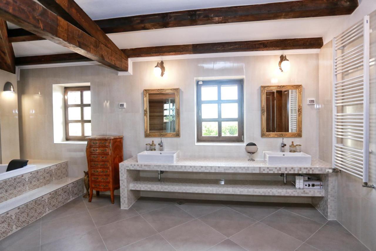 Villa Carolus-Luxurious Istrian Villa Barat  Eksteriør billede